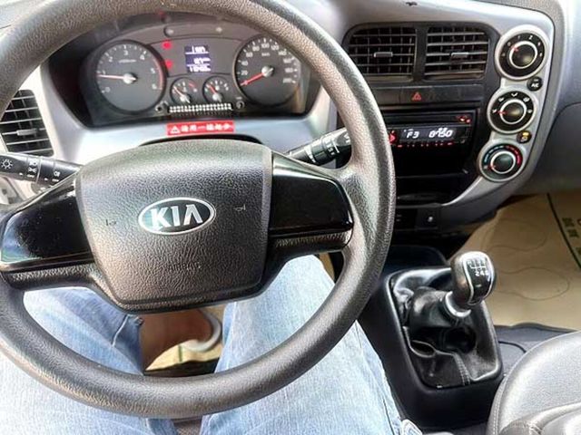 KIA起亞 KAON  第6張相片