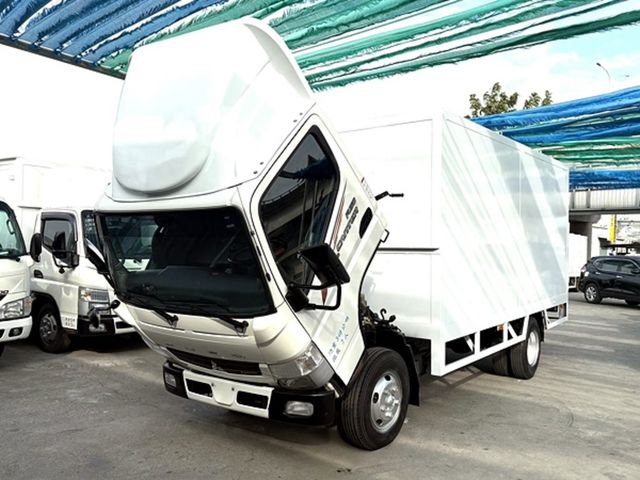 MITSUBISHI三菱 CANTER  第13張相片