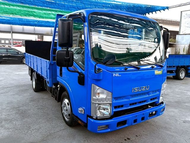 ISUZU五十鈴 NLR  第3張相片