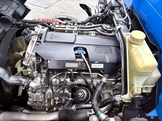 MITSUBISHI三菱 CANTER  第10張相片