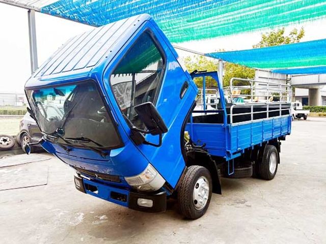 MITSUBISHI三菱 CANTER  第11張相片