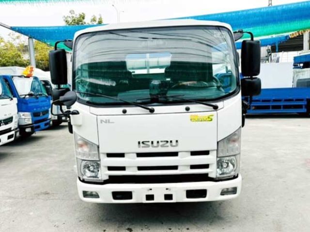 ISUZU五十鈴 NLR  第2張相片