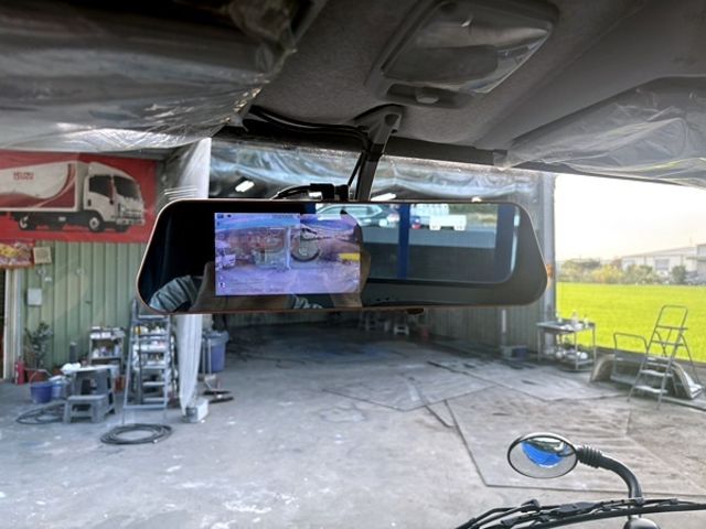 MITSUBISHI三菱 CANTER  第5張相片