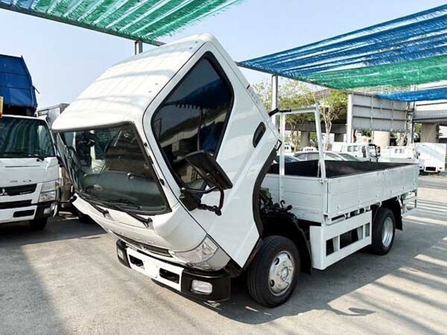 MITSUBISHI三菱 CANTER  第12張相片