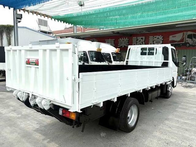 MITSUBISHI三菱 CANTER  第9張相片