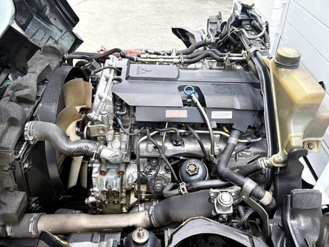 MITSUBISHI三菱 CANTER  第10張相片