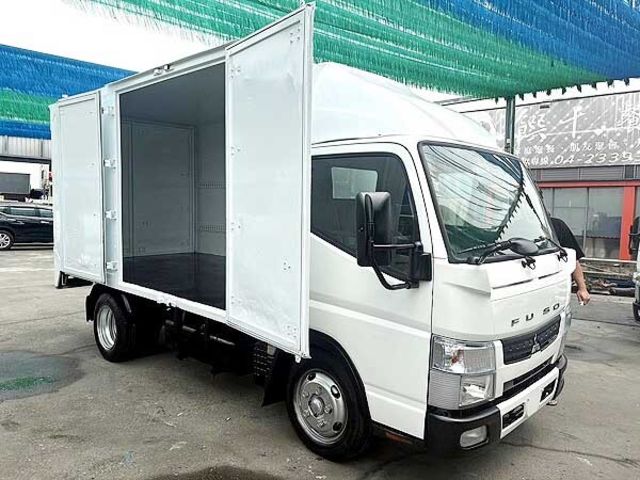 MITSUBISHI三菱 CANTER  第2張相片