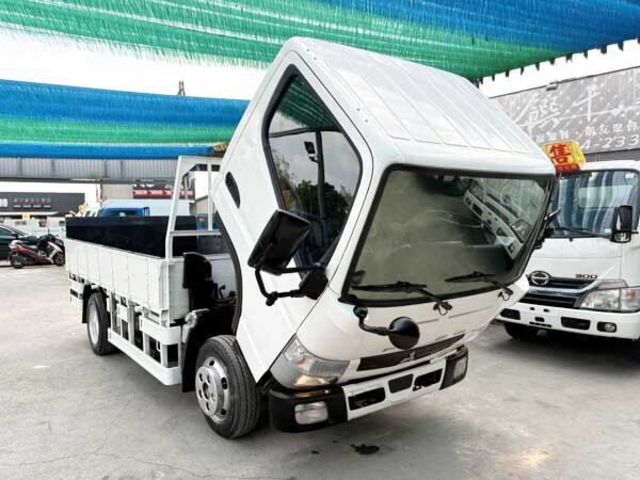 MITSUBISHI三菱 CANTER  第12張相片