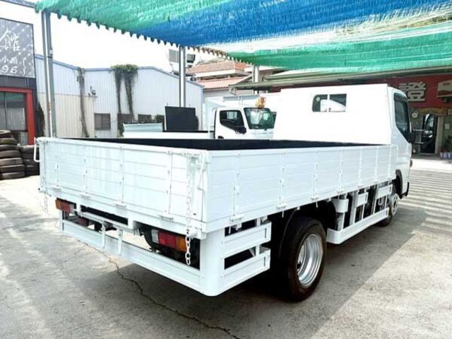 MITSUBISHI三菱 CANTER  第8張相片