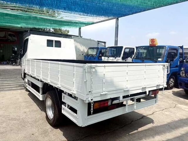 MITSUBISHI三菱 CANTER  第10張相片
