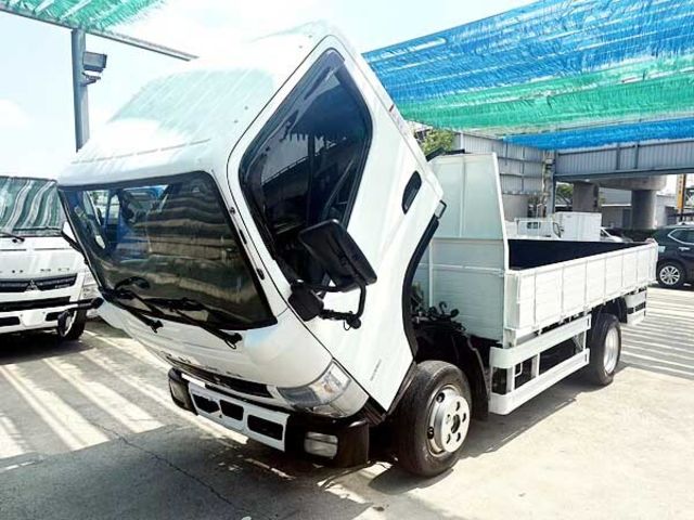 MITSUBISHI三菱 CANTER  第12張相片