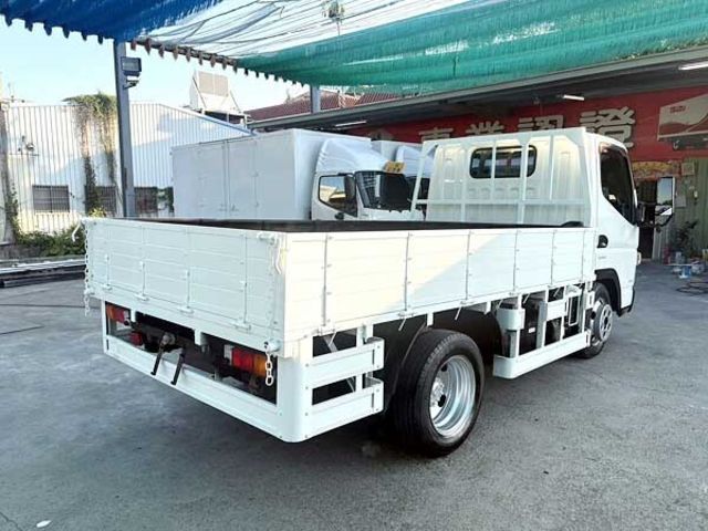 MITSUBISHI三菱 CANTER  第6張相片