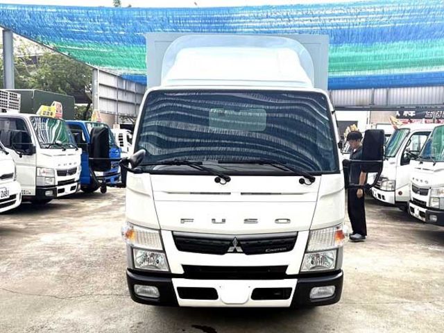 MITSUBISHI三菱 CANTER  第2張相片