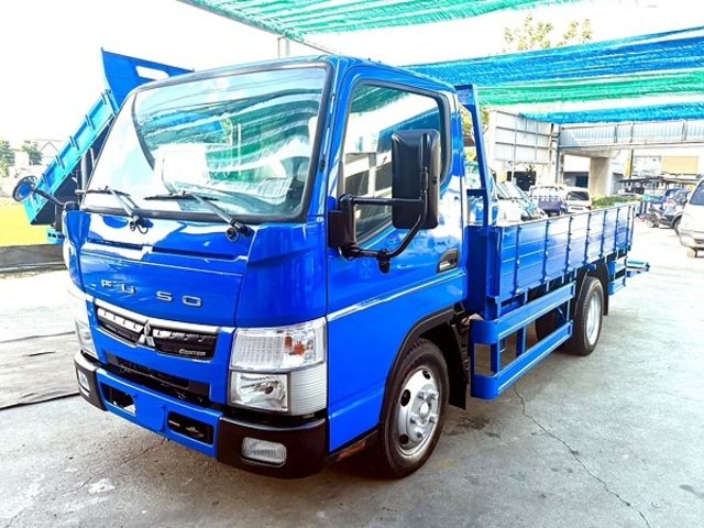 MITSUBISHI三菱 CANTER  第1張相片