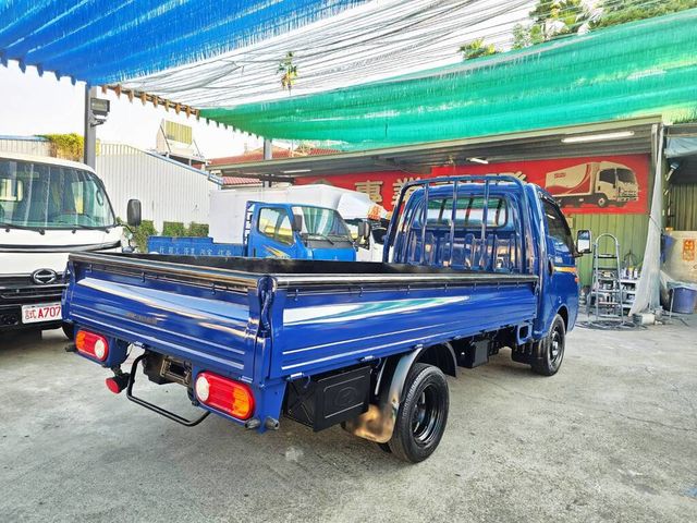 HYUNDAI現代 PORTER  第2張相片