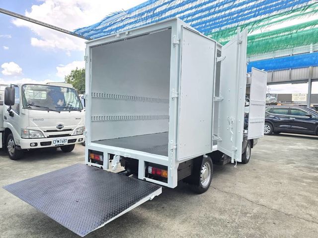 MITSUBISHI三菱 DELICA  第4張相片