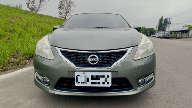 NISSAN日產 TIIDA  第3張相片