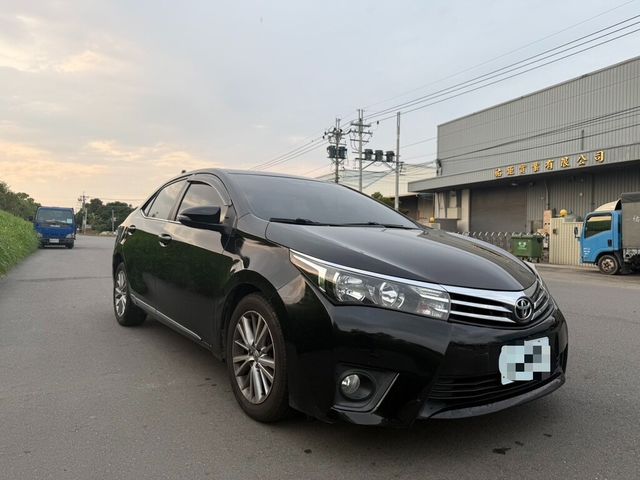 TOYOTA豐田 ALTIS  第1張相片