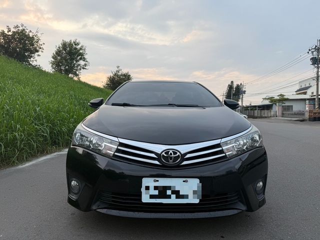 TOYOTA豐田 ALTIS  第3張相片