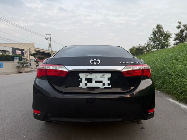 TOYOTA豐田 ALTIS  第4張相片