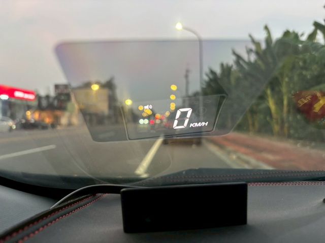 可認證 原鈑件 免鑰匙 方向盤快控鍵 定速  第9張相片