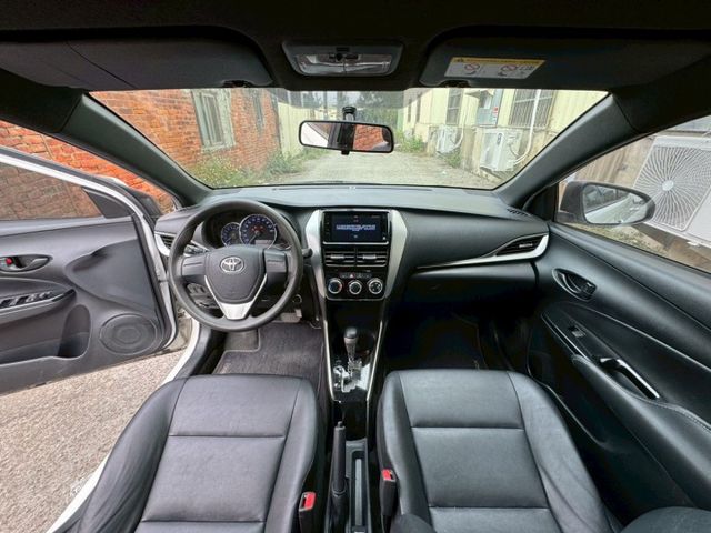 YARIS  第5張相片