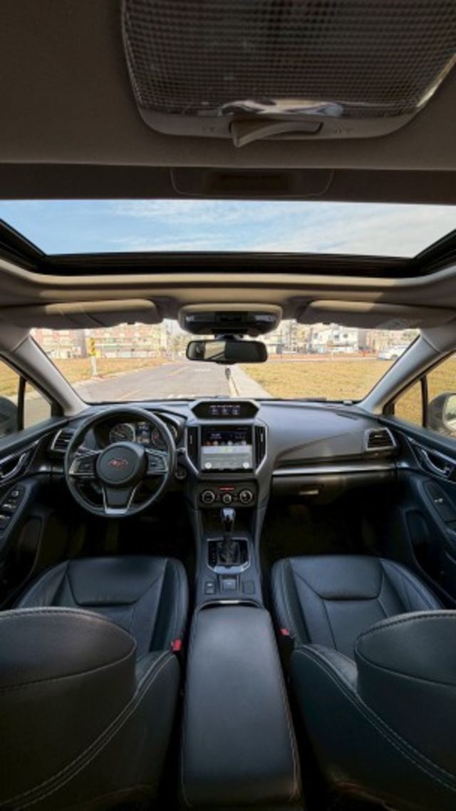 認證車 免鑰匙 倒車顯影 天窗 安卓機  第9張相片