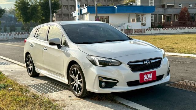 認證車 免鑰匙 倒車顯影 天窗 安卓機  第3張相片