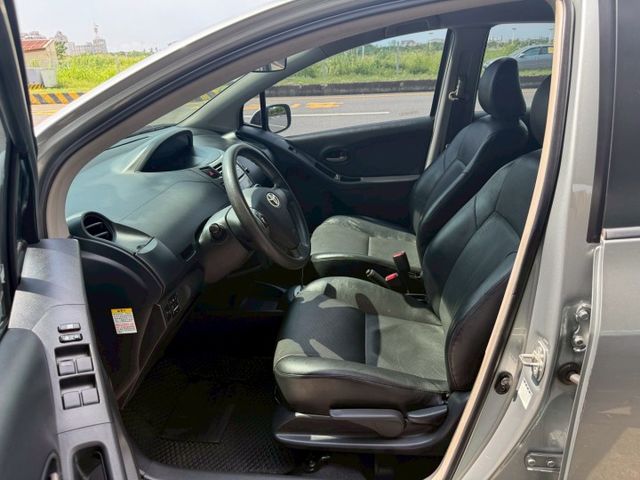 ❰ 認證車 ❱｜原鈑件✔｜引擎保固半年兩千公里｜恆溫空調｜音響快撥鍵｜可全額貸✔｜  第13張相片