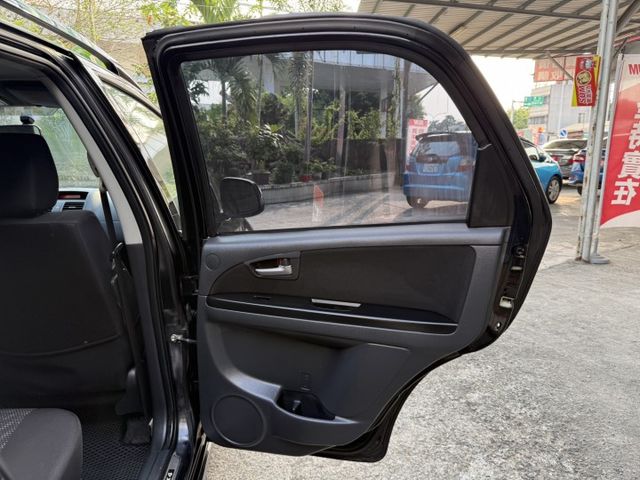 ❰ 一手車 ❱｜原鈑件✔｜全新隔熱紙｜四條新胎｜恆溫｜小車大空間｜代步車首選｜  第19張相片