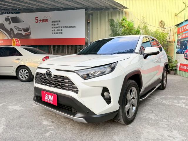 ❰ 認證車 ❱｜原鈑件✔｜尊爵版｜原漆｜一手車｜低里程｜全原廠保養｜ACC全速域｜環景360｜盲點偵測｜休旅車銷售冠軍!  第2張相片