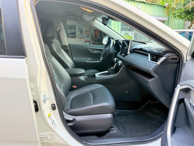 ❰ 認證車 ❱｜原鈑件✔｜尊爵版｜原漆｜一手車｜低里程｜全原廠保養｜ACC全速域｜環景360｜盲點偵測｜休旅車銷售冠軍!  第12張相片