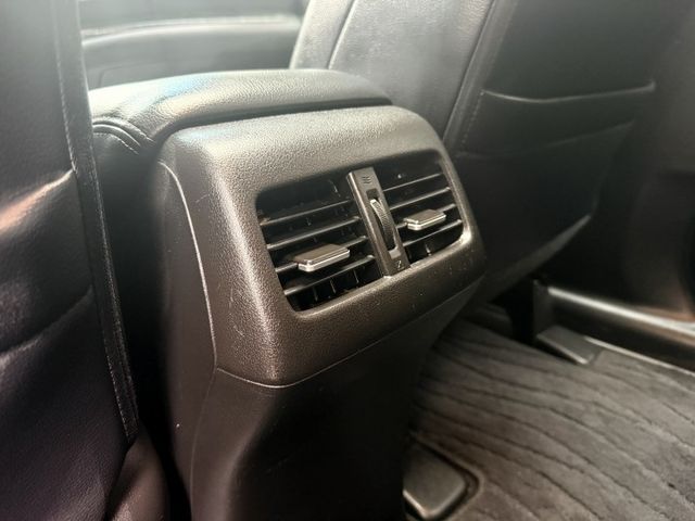 ❰ 認證車 ❱｜原鈑件｜休旅車冠軍｜192P大馬力｜換檔撥片｜HID頭燈｜超大車室空間.行李箱空間｜可全額貸✔｜  第19張相片