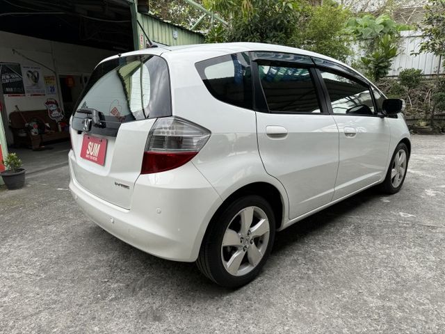 ❰ 低里程 ❱｜日系國產小鋼炮｜Vti-S頂級款｜一手車｜超低里程｜小車大空間.超大行李｜可全額貸✔  第6張相片