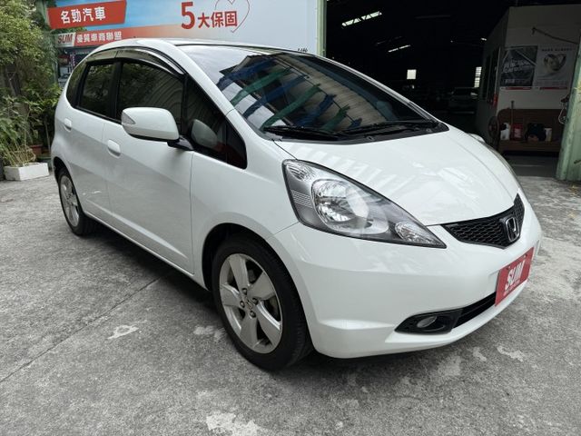 ❰ 低里程 ❱｜日系國產小鋼炮｜Vti-S頂級款｜一手車｜超低里程｜小車大空間.超大行李｜可全額貸✔  第8張相片