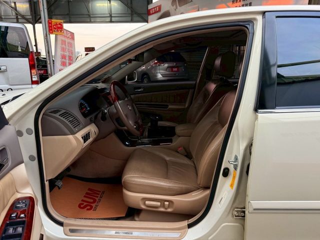 ｜大排量超好開！｜低里程｜車況優冷氣涼｜正副駕駛電動椅｜天窗｜頂級版｜  第10張相片