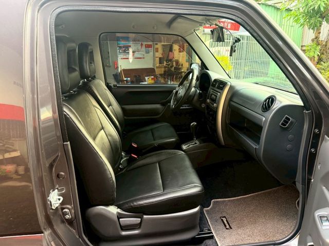 ❰ 原鈑件✔ ❱｜可愛四輪驅動吉普車｜固定軸保固一年｜車況超好!!!｜可全額貸✔  第12張相片