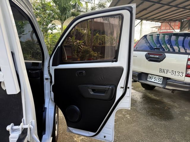 ❰ 原鈑件✔ 可認證 ❱｜低里程｜LED自動頭燈｜車況超好｜生意車首選!!｜可全額貸✔  第13張相片