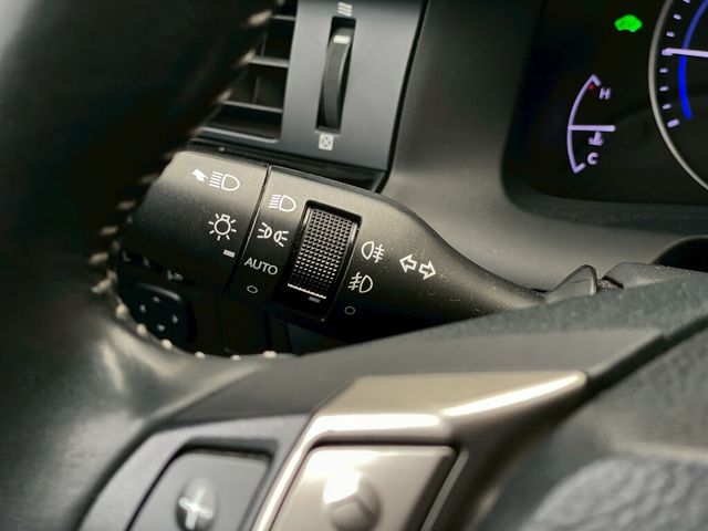 LEXUS凌志 ES300H  第14張相片