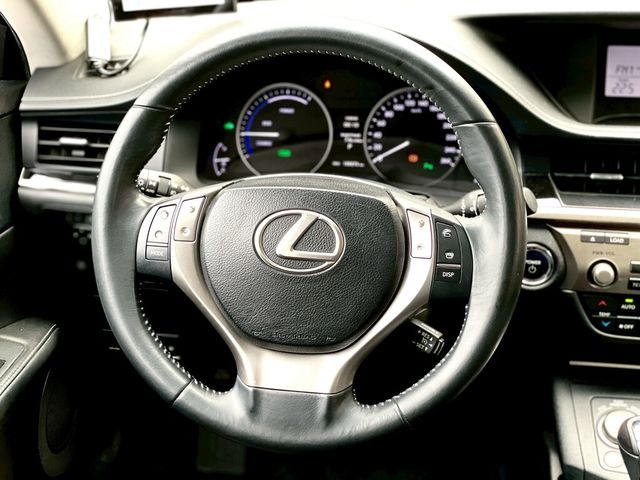 LEXUS凌志 ES300H  第15張相片