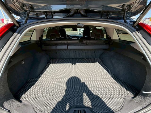 VOLVO富豪 V60  第4張相片