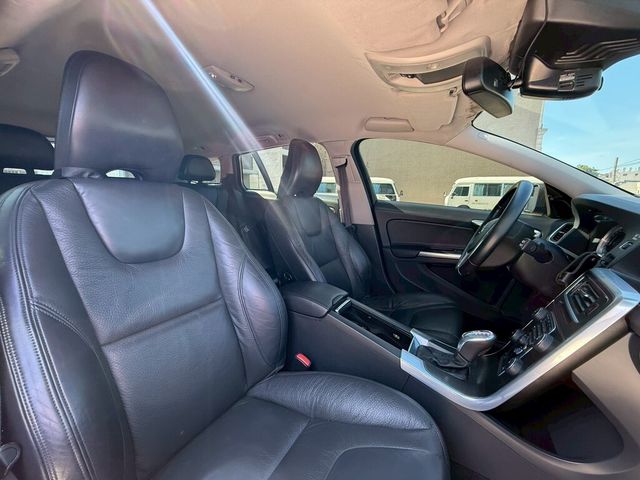 VOLVO富豪 V60  第9張相片