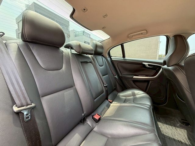VOLVO富豪 S60  第6張相片