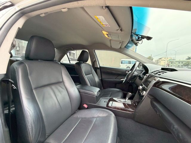 TOYOTA豐田 CAMRY HYBRID  第7張相片