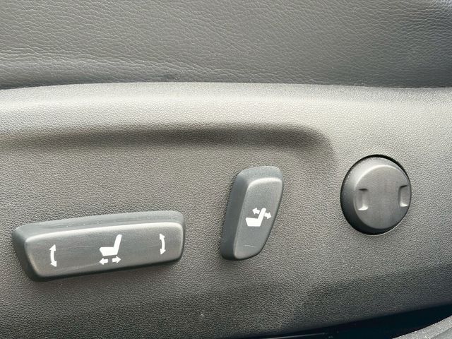 TOYOTA豐田 CAMRY HYBRID  第9張相片