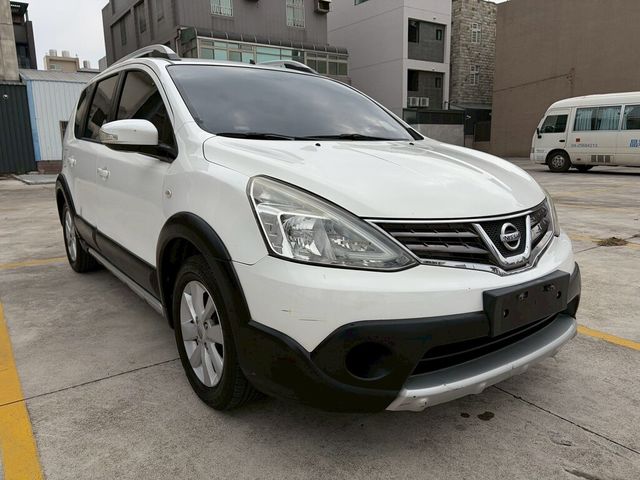 NISSAN日產 LIVINA  第3張相片