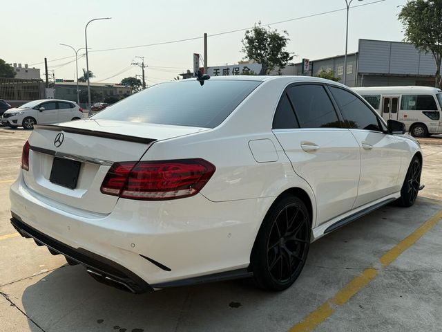 M-BENZ賓士 E300  第3張相片