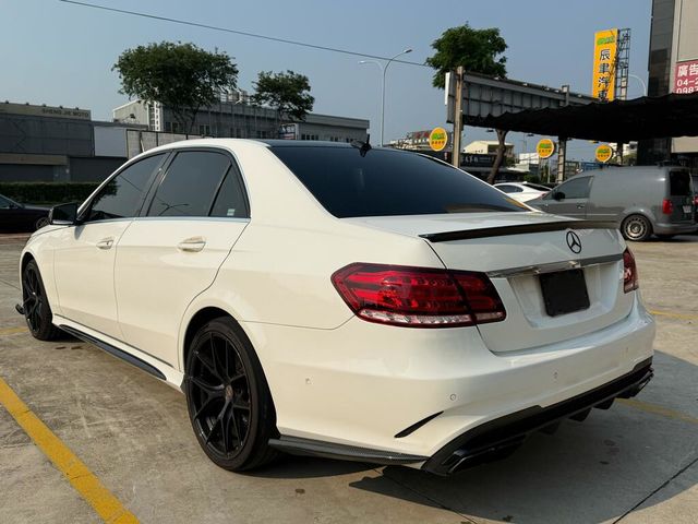 M-BENZ賓士 E300  第4張相片