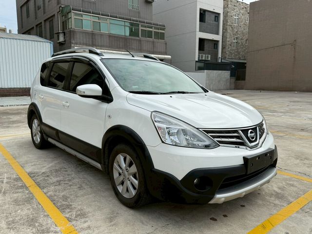 NISSAN日產 LIVINA  第2張相片