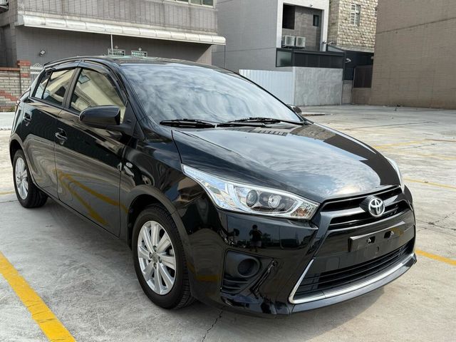 TOYOTA豐田 YARIS  第2張相片